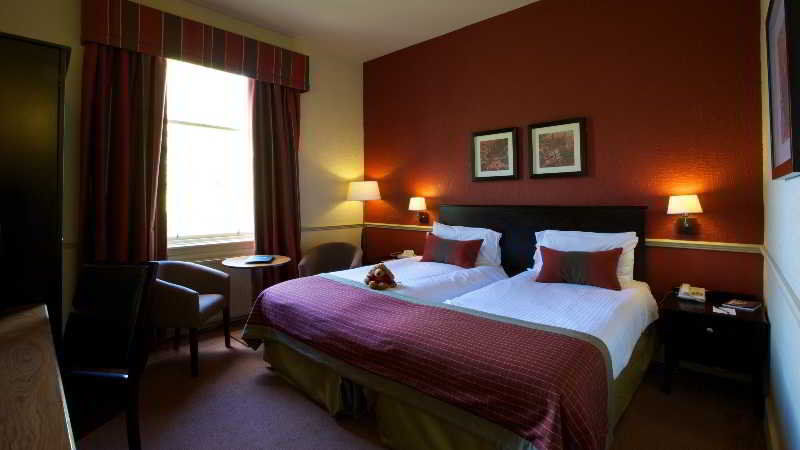 Stonefield Castle Hotel ‘A Bespoke Hotel’ Buitenkant foto