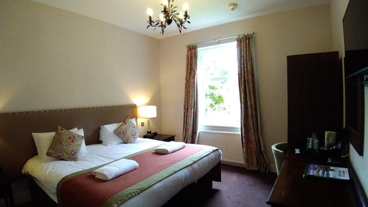 Stonefield Castle Hotel ‘A Bespoke Hotel’ Buitenkant foto