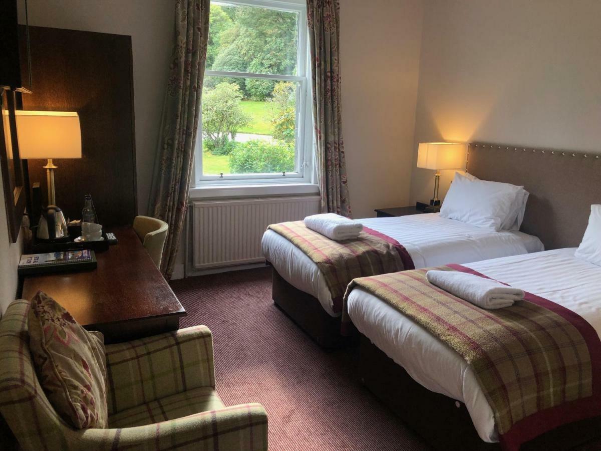 Stonefield Castle Hotel ‘A Bespoke Hotel’ Buitenkant foto